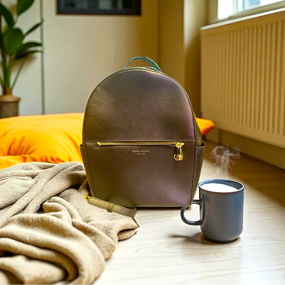 Henri Bendel backpack in black saffiano leather. Great condition.
